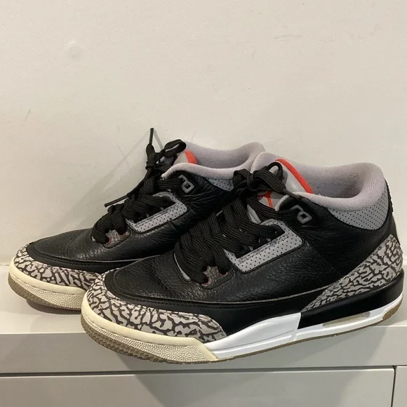 Nike Air Jordan 3 Retro Black Cement Size 6.5Y - Picture 4 of 15